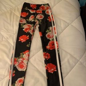 GOLDSHEEP leggings XS roses